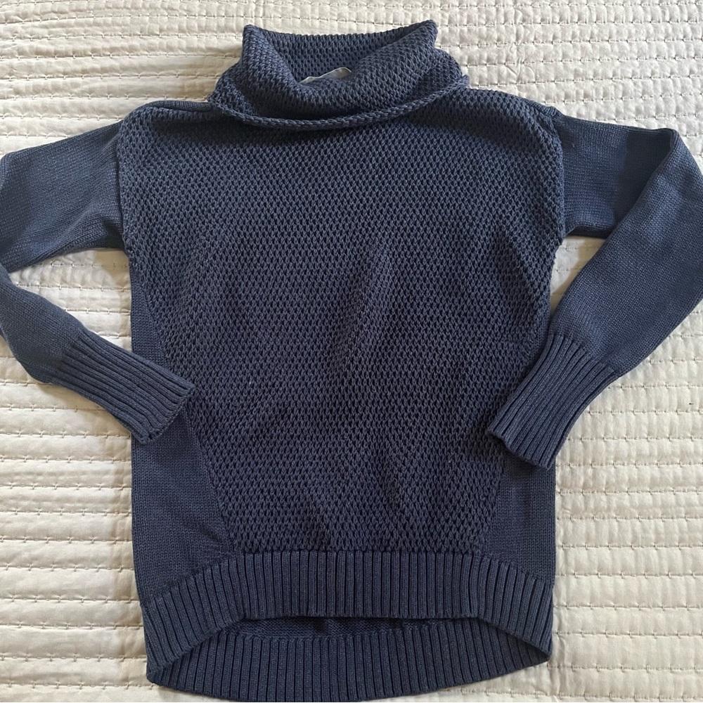 Athleta Sweater